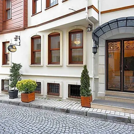 Elyka Istanbul